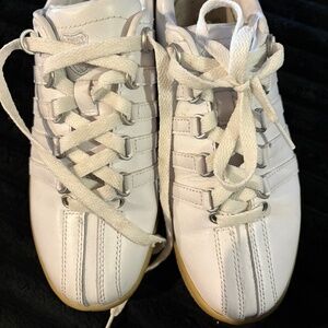 K Swiss Womens tennis